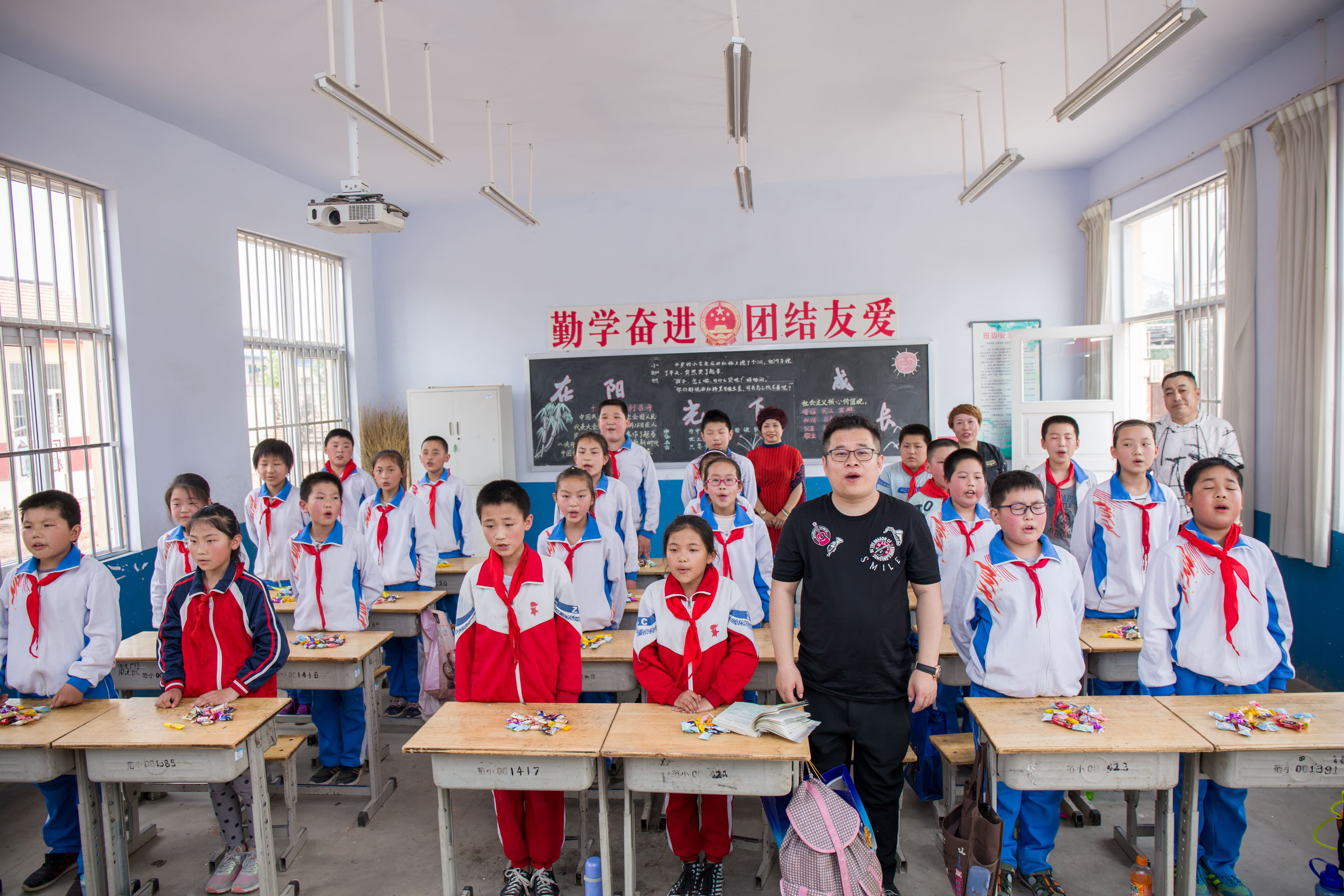 第142所 诸城市贾悦镇范家官庄开云官方版网站登录入口-开云(中国)
鹿永波小学