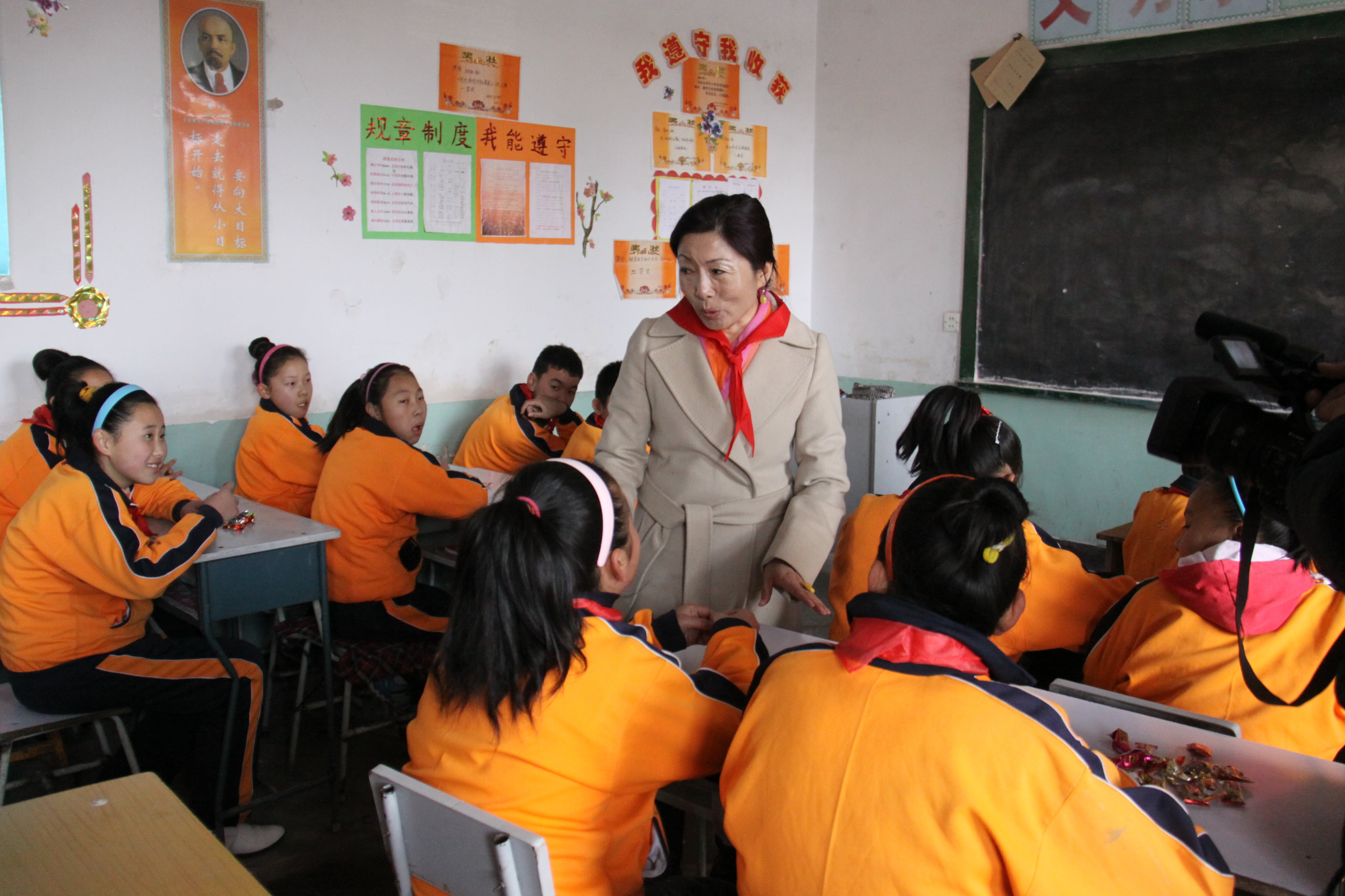 第22所 包头市西北门开云官方版网站登录入口-开云(中国)
董丽萍小学