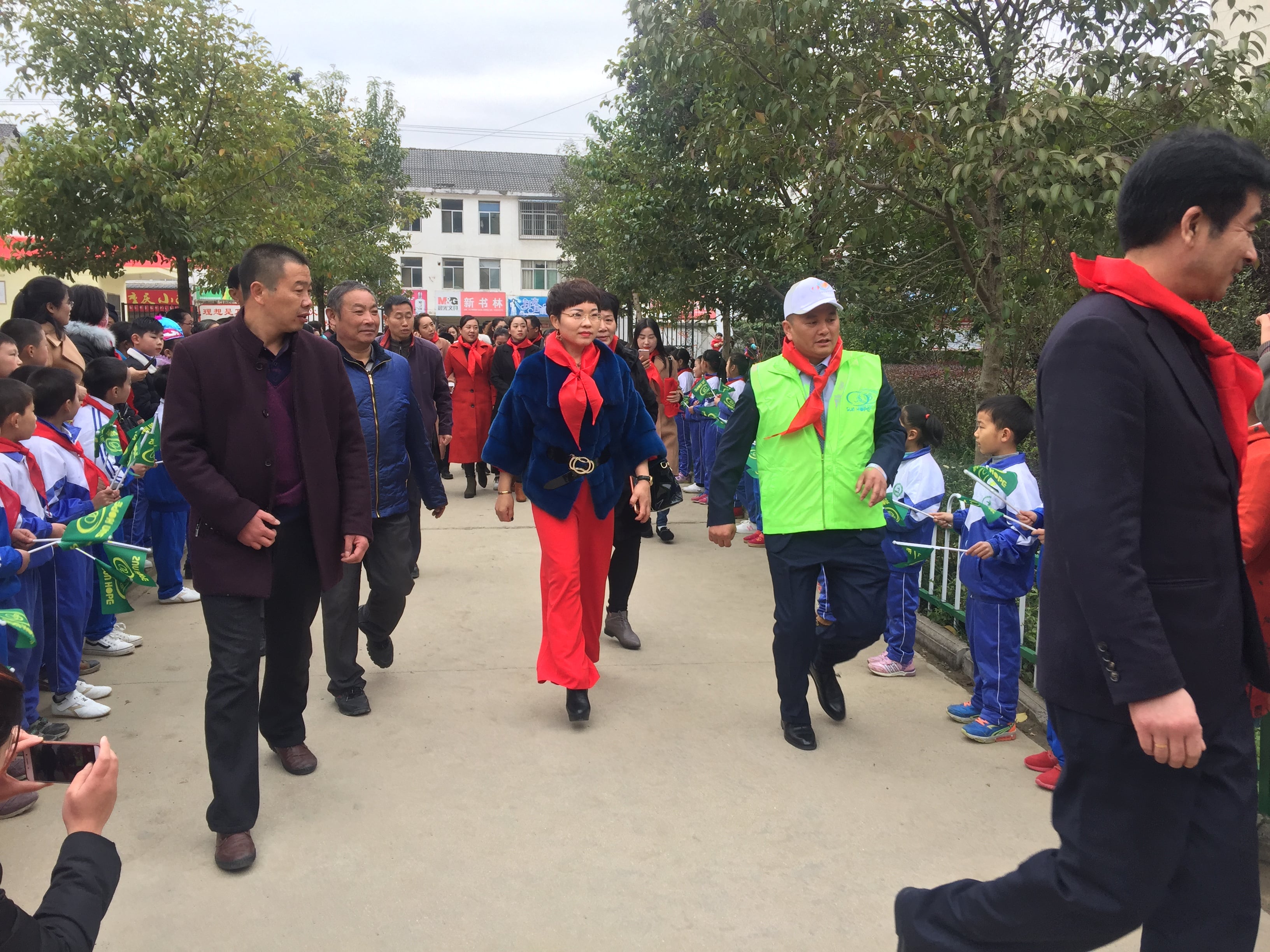 第132所 安庆市岳西县菖蒲开云官方版网站登录入口-开云(中国)
程解勤小学