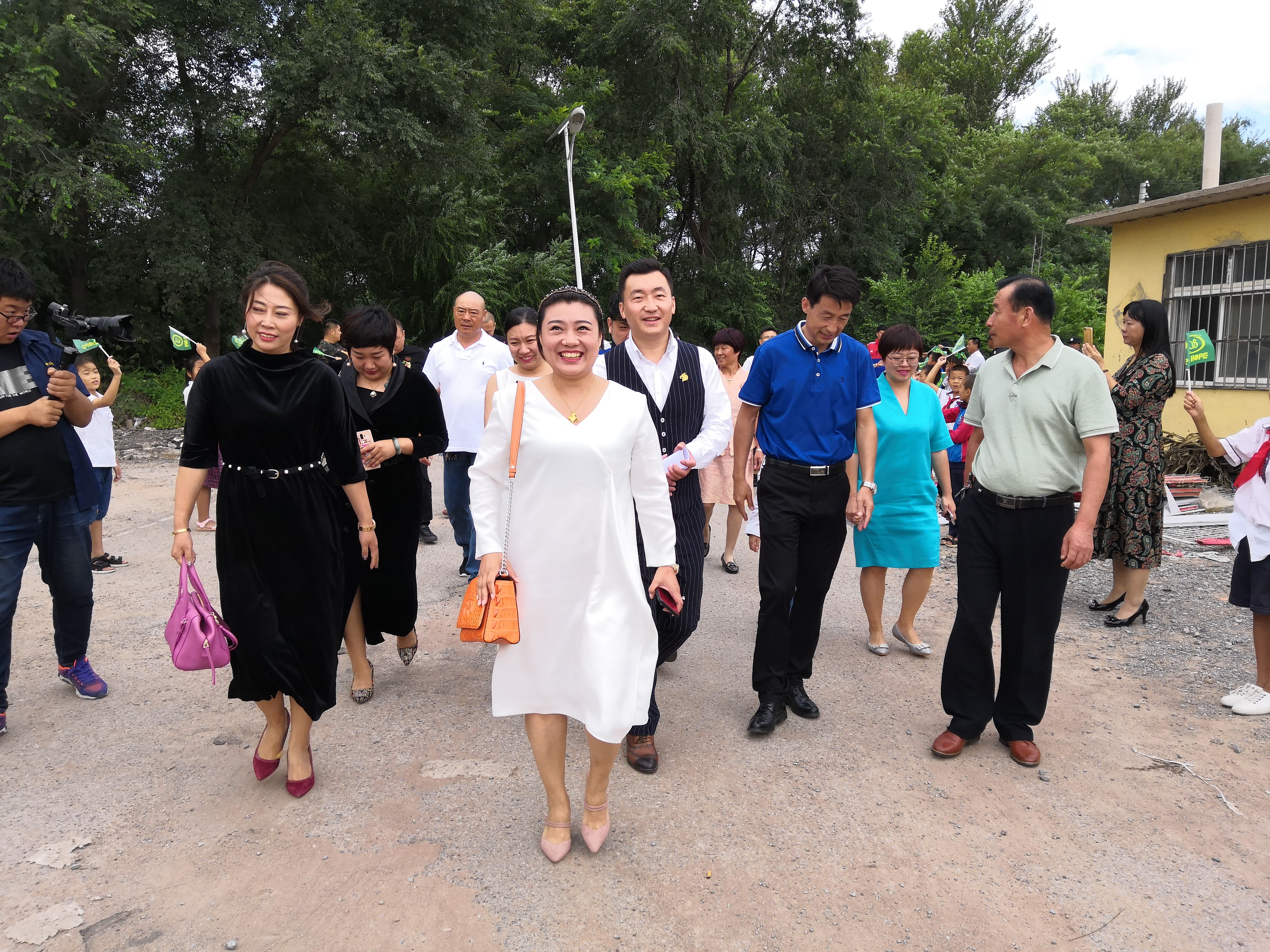 第160所 瓦房店市西杨乡开云官方版网站登录入口-开云(中国)
李佳燚小学
